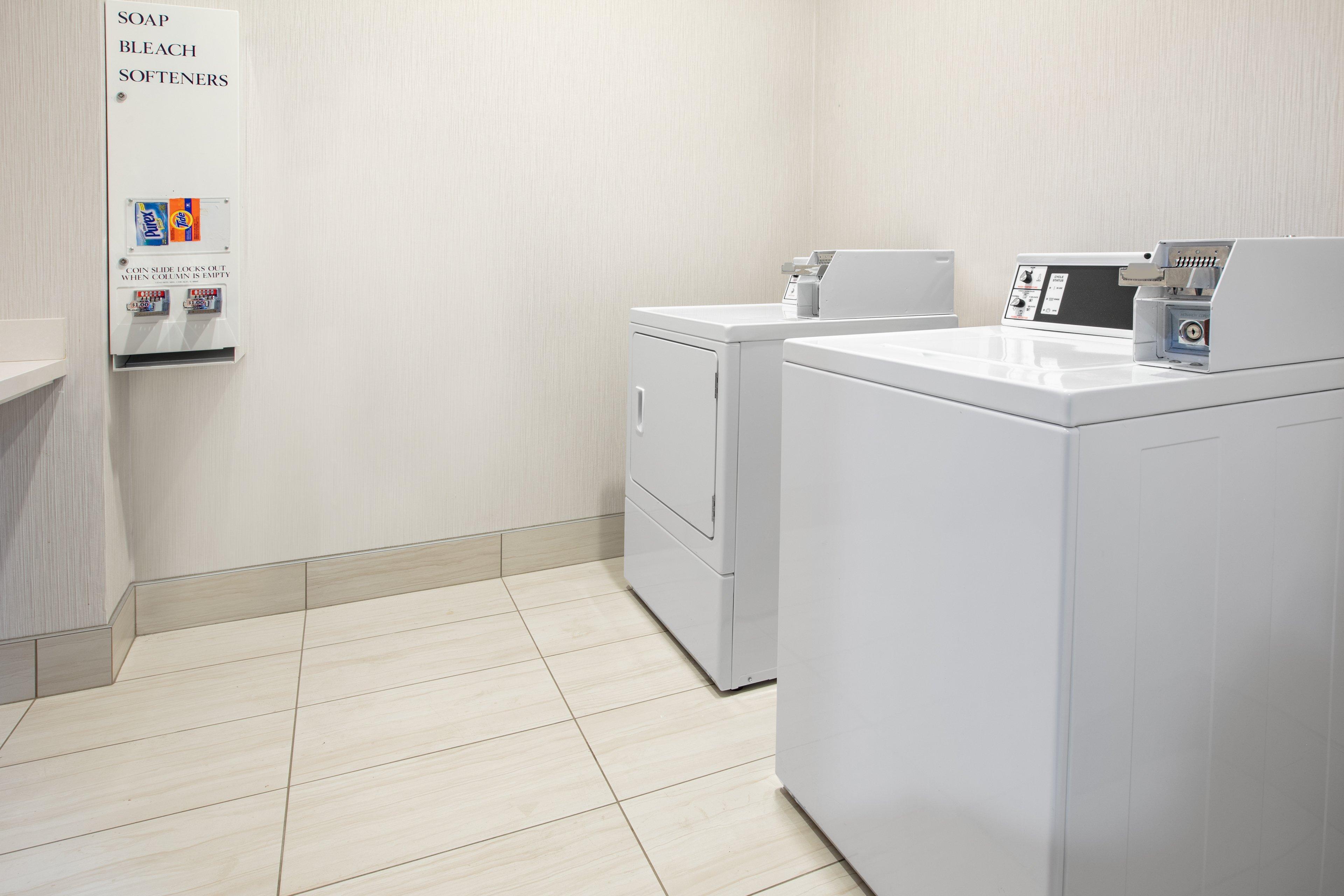 Holiday Inn Express Hotel & Suites Seaside Convention Center By Ihg Eksteriør bilde
