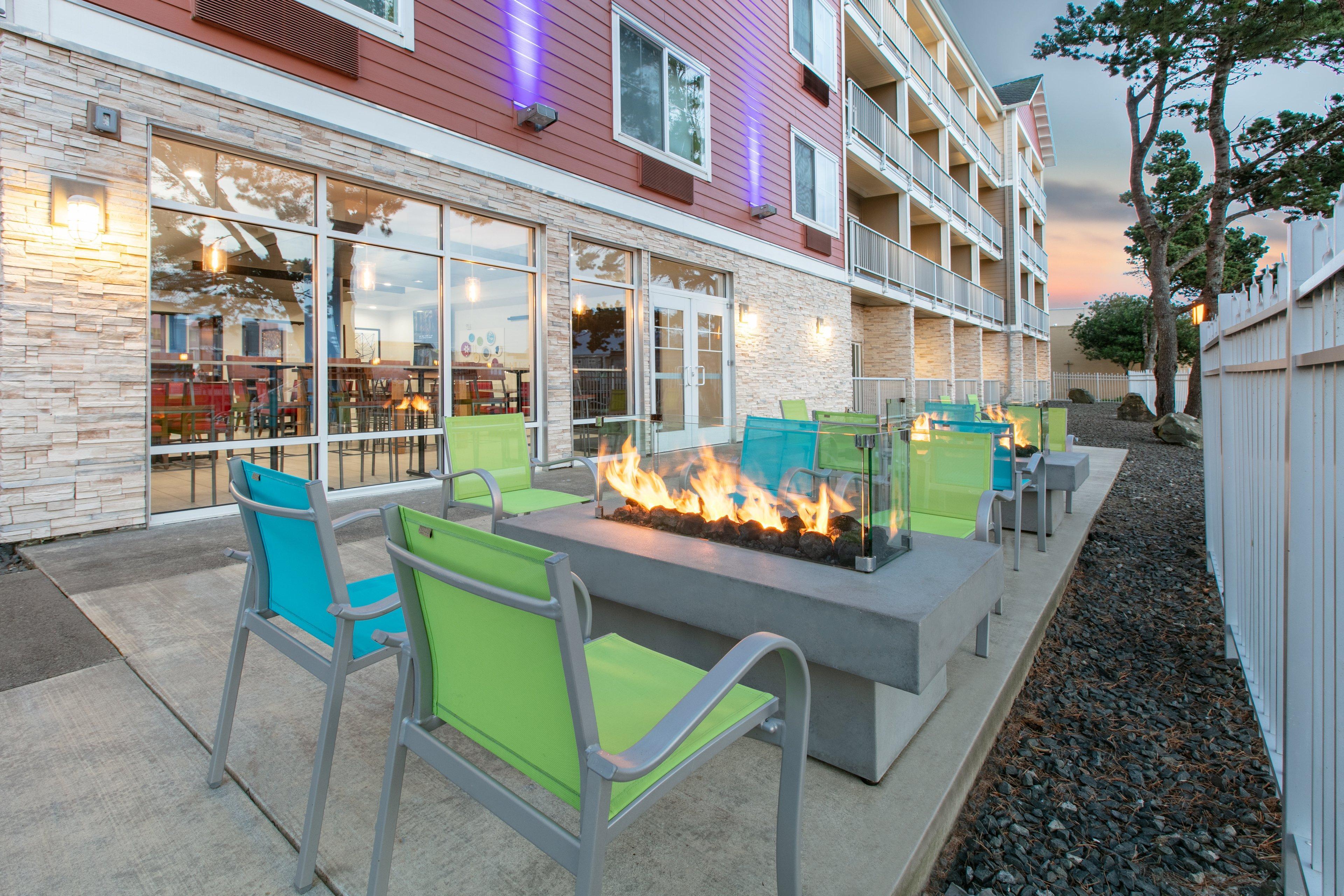 Holiday Inn Express Hotel & Suites Seaside Convention Center By Ihg Eksteriør bilde
